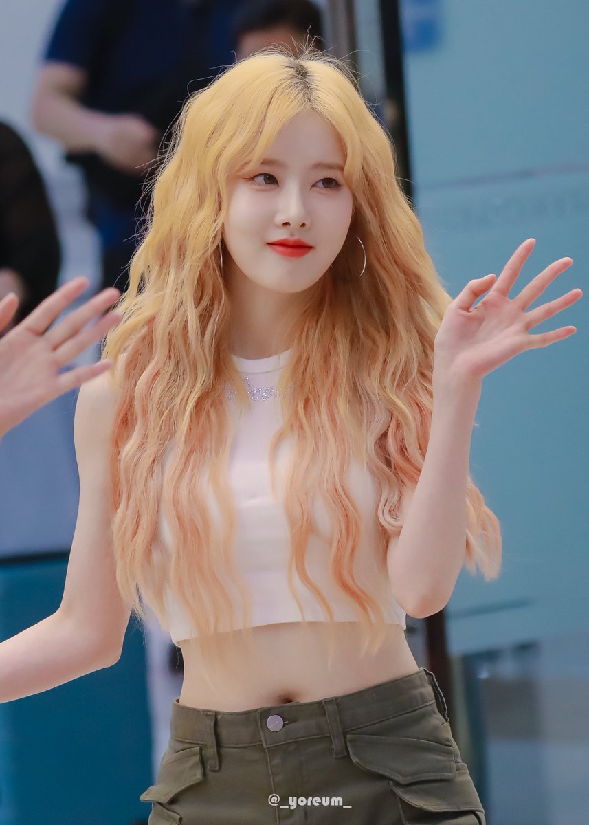 _yoreum_'s tweet photo. 230717 GMP 입국  

#스테이씨 #STAYC 
#시은 #SIEUN https://t.co/dGkHwOG7fs
