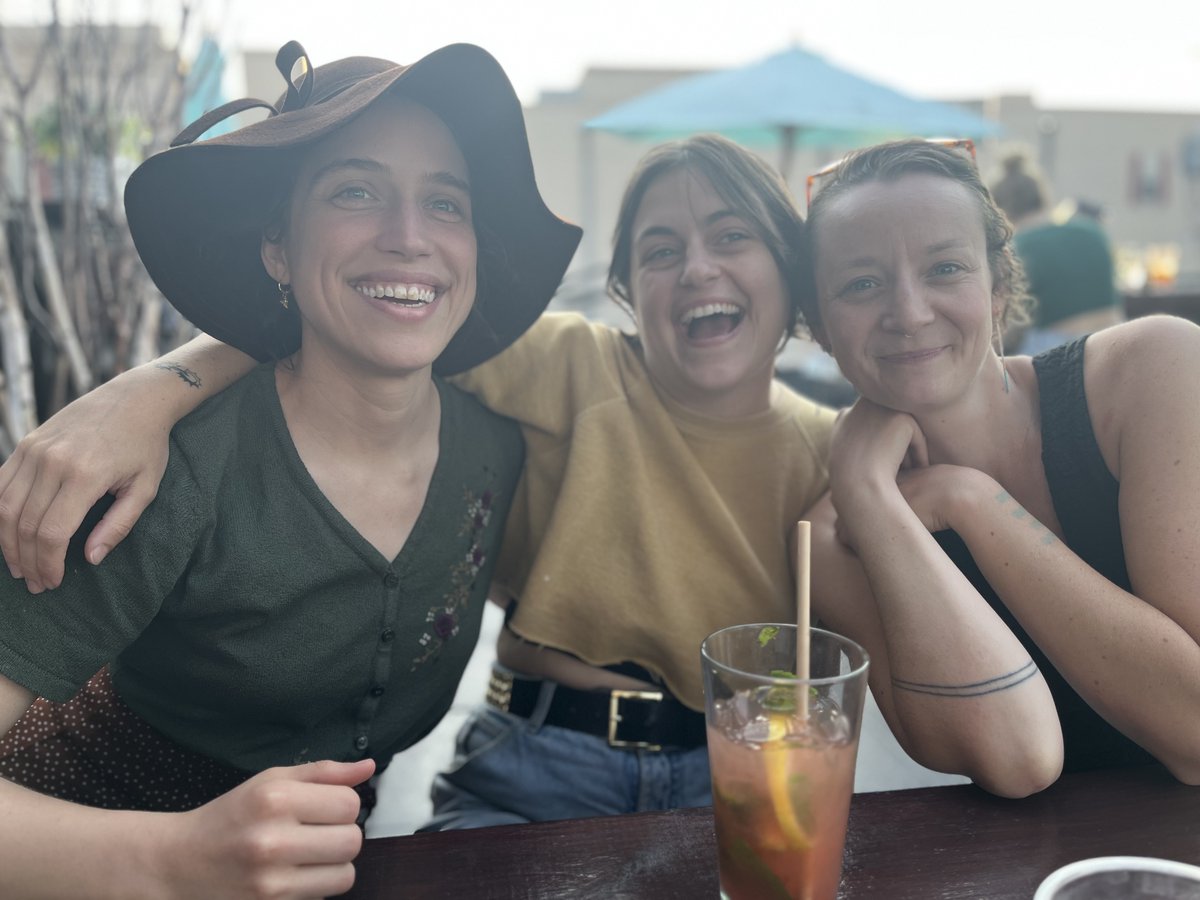 Brightening up our Monday with some throwbacks from #retreat!
Last month, we got together in Minneapolis for some time to reconnect and recharge as a team. It's all smiles when the Next Day Animations team is together!
#Team #NextDayAnimations #Retreat #MN https://t.co/penc8aoyYC