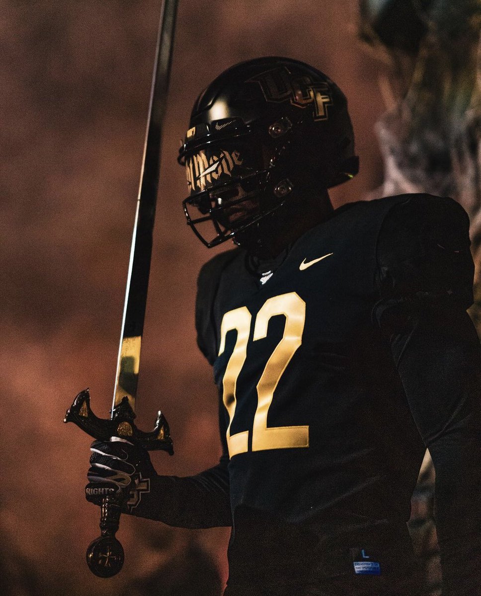 sport_midwest's tweet photo. Can we just take a second and appreciate how much swag Central Florida has. https://t.co/WzqNc6Gpo2