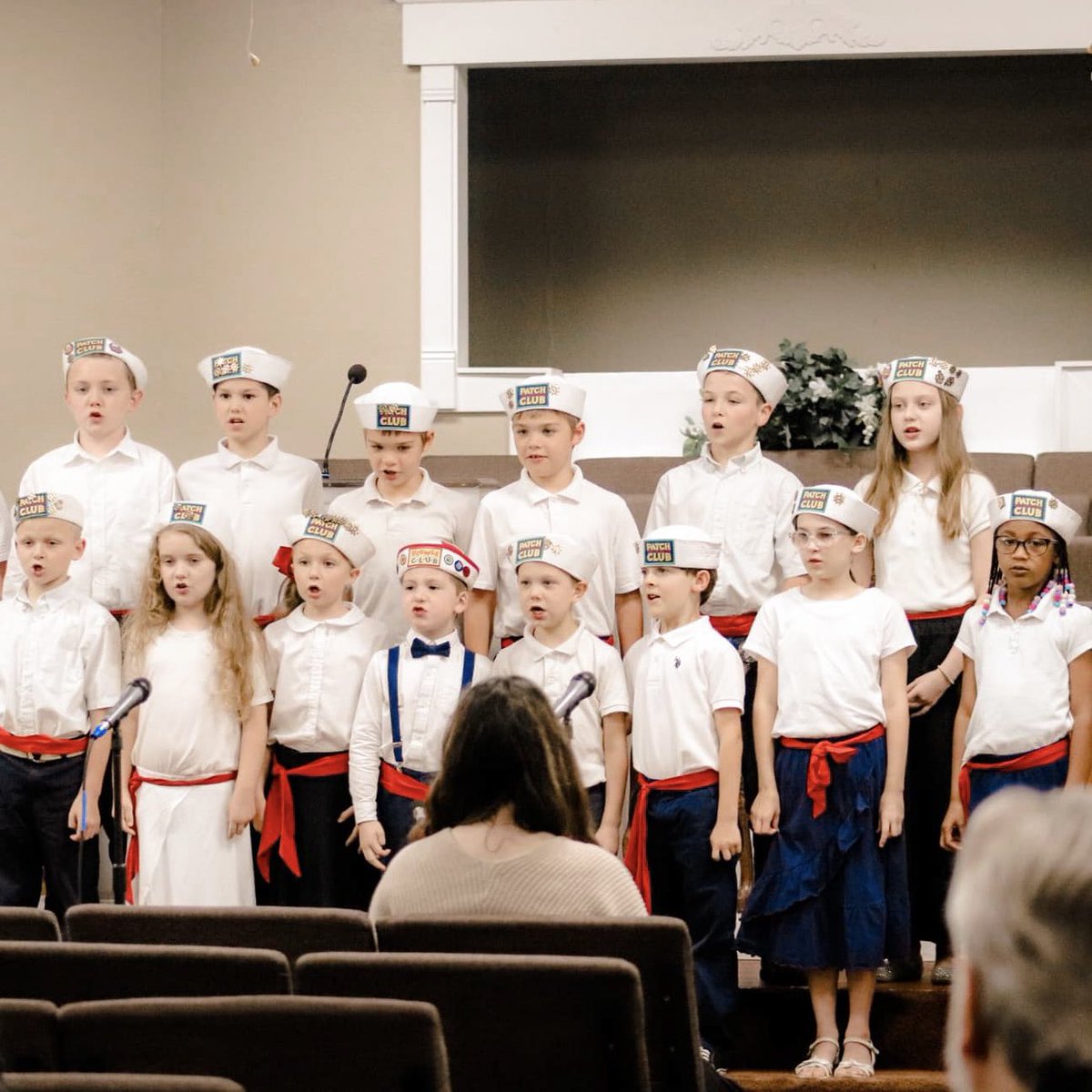 PatchAdventures's tweet image. Patch Club Volume 3 for the 2023-2024 year is available now at MajestyMusic.com!

Patch Club curriculum provides:
New Songs 
Stories
Devotions
Games and Activities
Scripture Memory
Bible Impact Lessons 

 #PatchClub