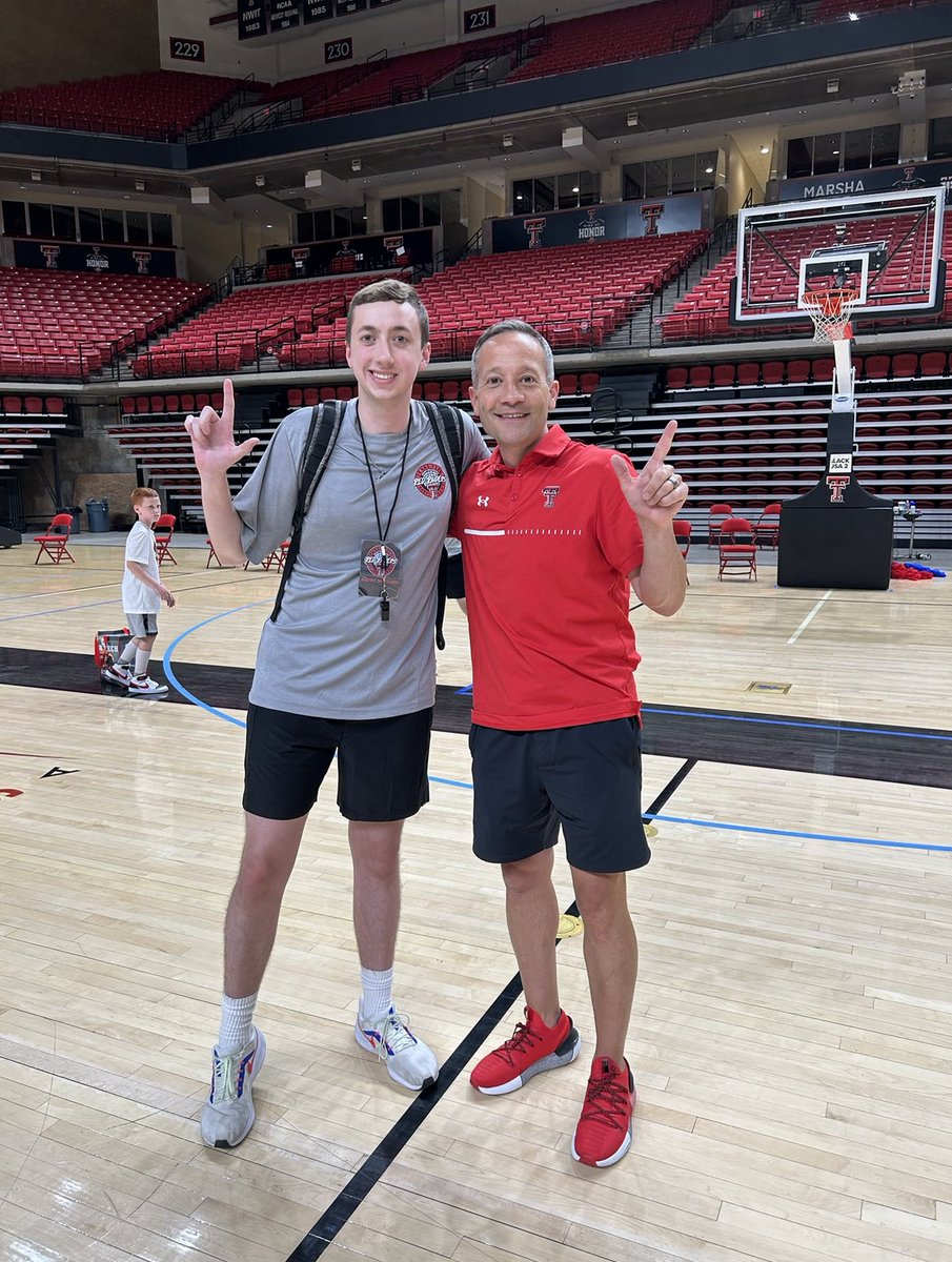 Kristen McClure tweet media