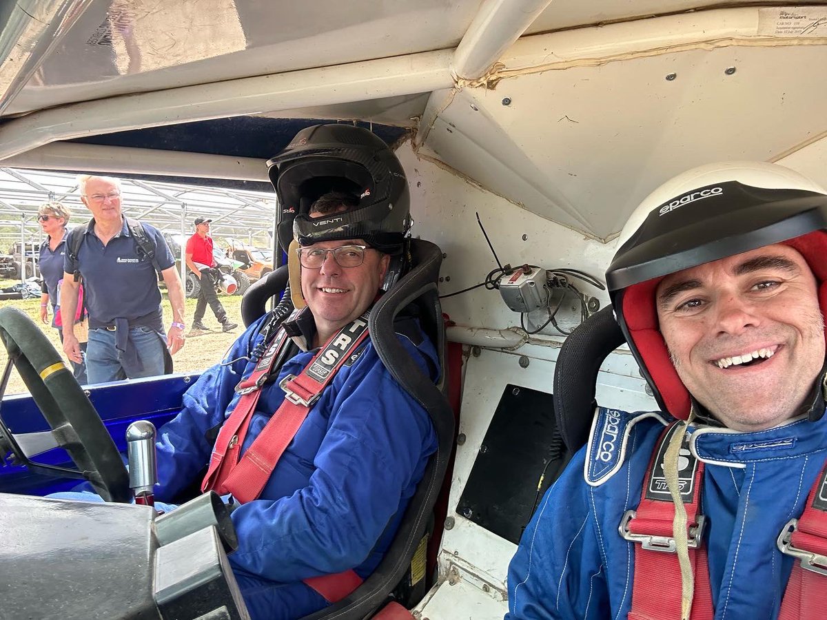 Electric Classic Cars tweet media