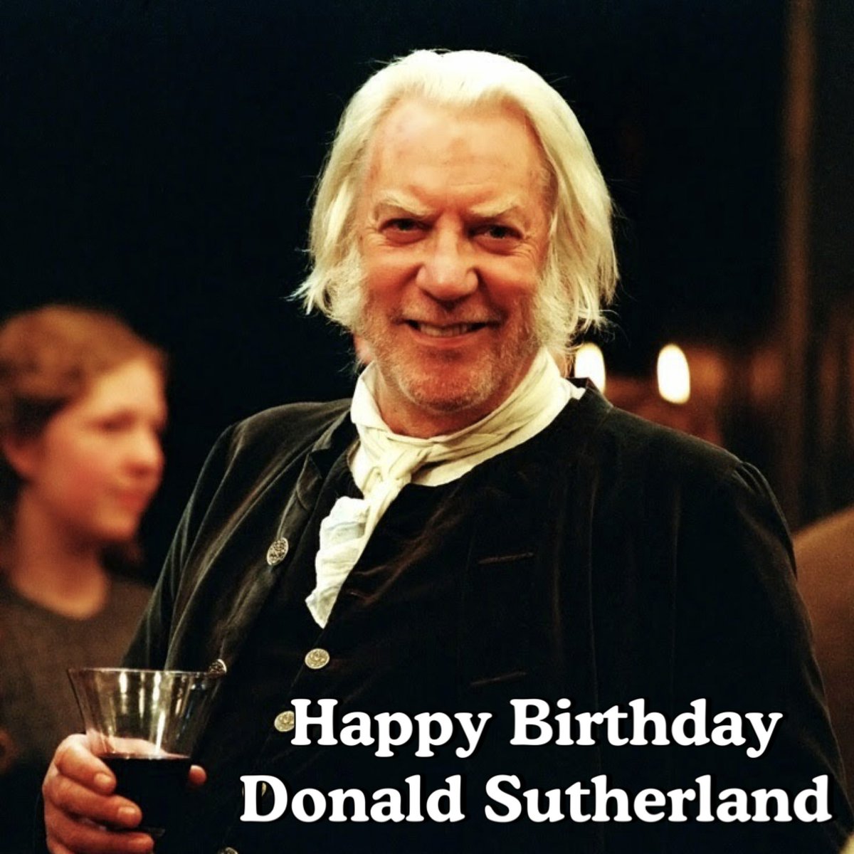 Happy Birthday #DonaldSutherland! 🤗🥳🎂🍷🎉 #MrBennet 🎩 #PrideandPrejudice2005