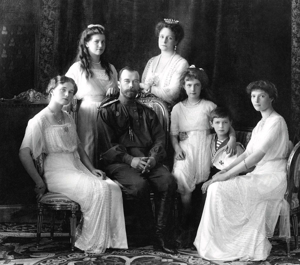 thejadesphinx's tweet photo. #OTD the Romanoffs were murdered by Russian revolutionaries. Between the martyrdom of the Carmelites and the murder of the Royal Family, it's a banner day for #killers.
#OnThisDay #RussianRevolution #Romanoffs #RoyalFamily #communists #murderers #Marxism #CrazyPeople #Marxists https://t.co/XqPtPIUkja