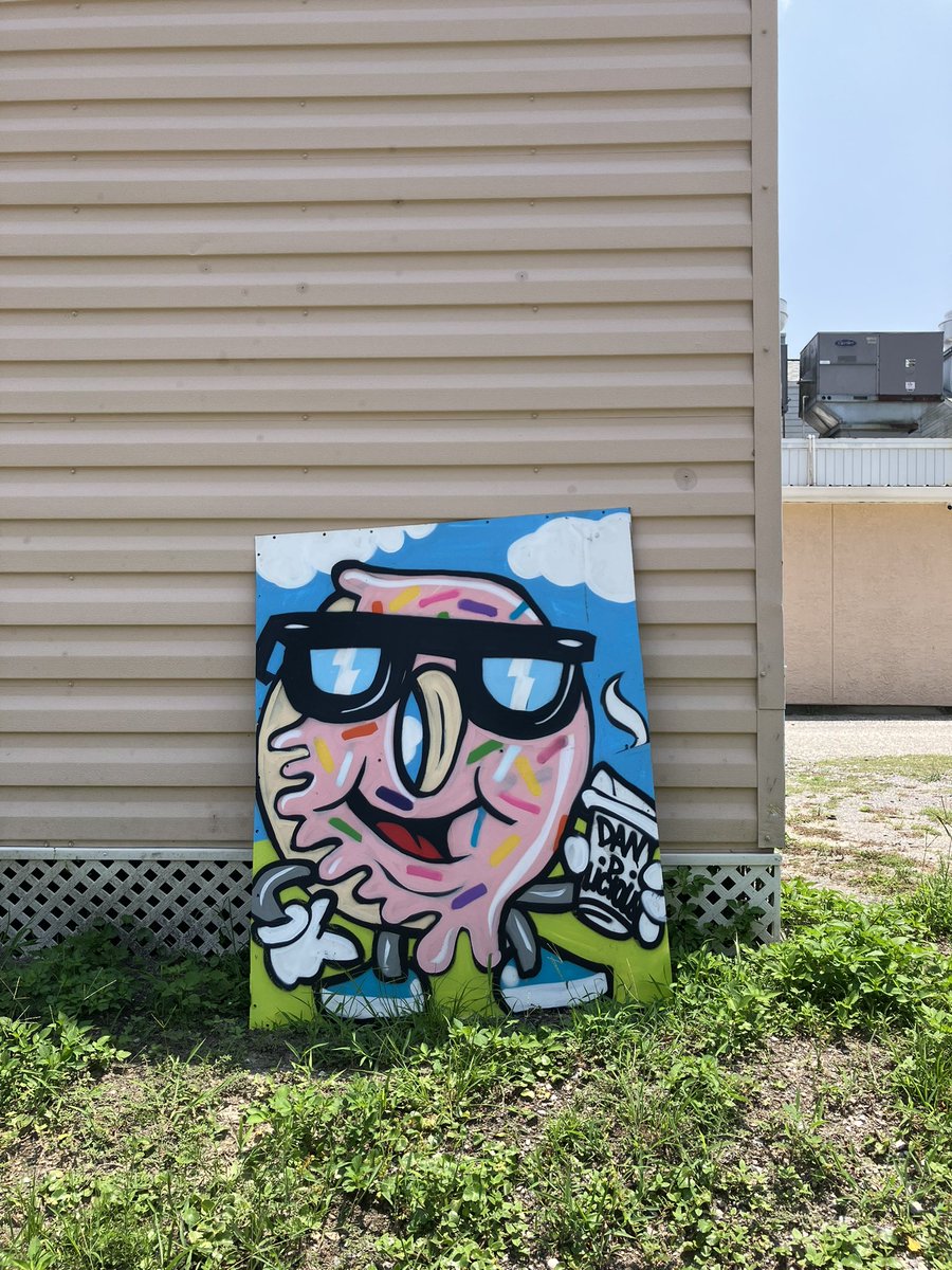 🆓🍩🖼️ behind Dan-D-Doughnuts, PC, FL. #freeart #panamacityflorida #donut #doughnut