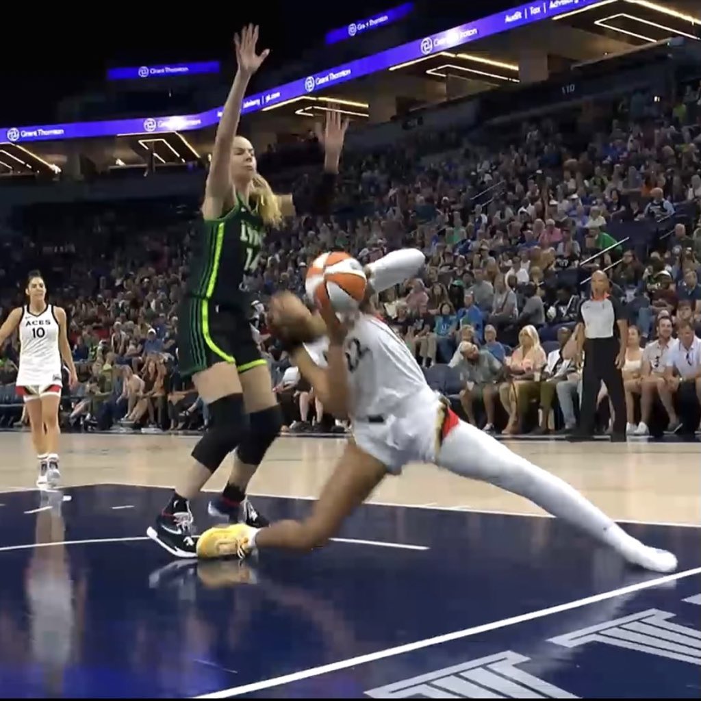 Kimmy | PlumMuse (@plummuse) on Twitter photo 