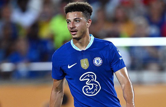 Leeds close in on permanent signing of Chelsea midfielder Ethan Ampadu, who is the club's LONGEST-SERVING player
Lille forward Jonathan David 'being considered by Tottenham
Bayern have reportedly named their price for Leon Goretzka as they look to raise funds for Harry Kane https://t.co/uAu14dei3X