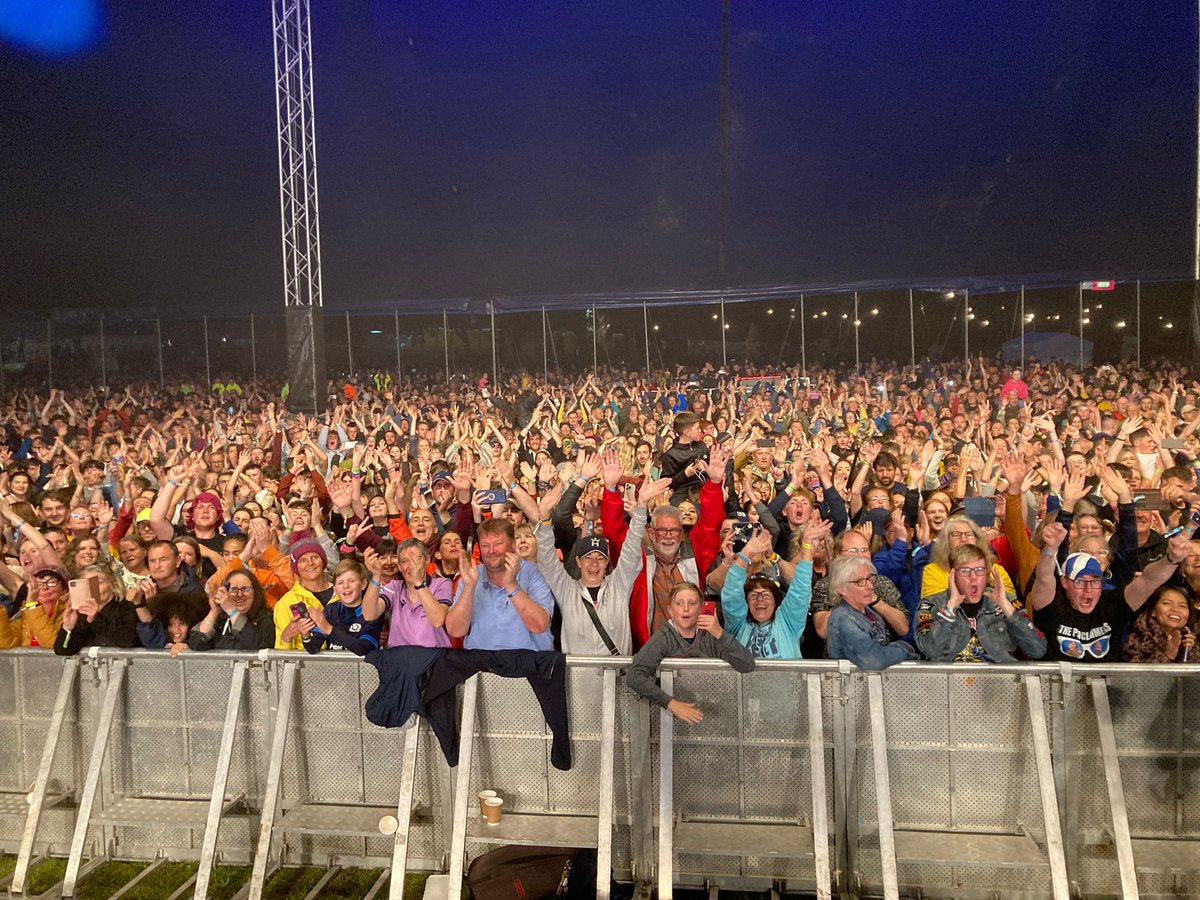 Tapadh Leat Stornoway immense thanks to the brilliant team behind the scenes at Hebcelt, it is such a significant community festival and a warmer welcome we won’t encounter. And thank you to all who came along from the Isle of Lewis and beyond for such a fantastic atmosphere.