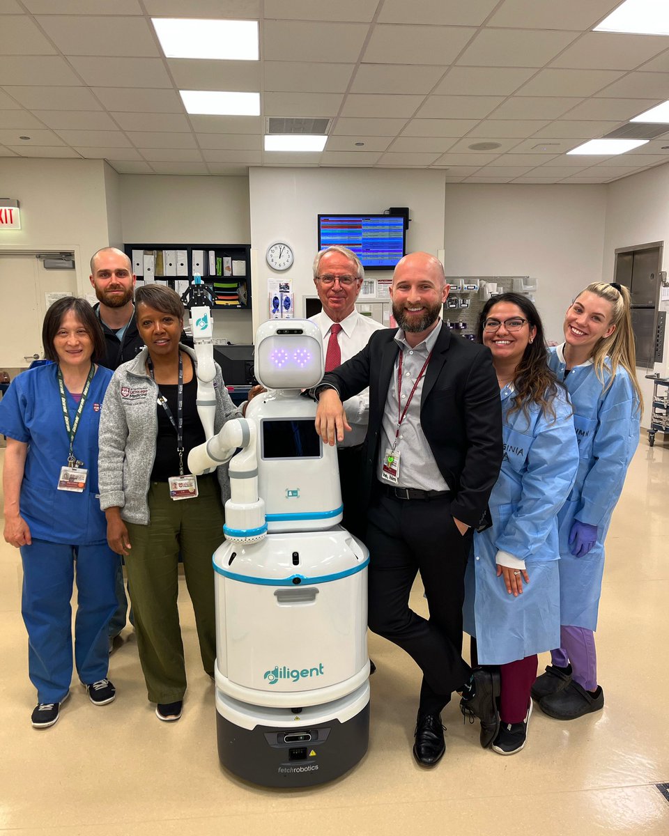 Cory Nash, MS, PA(ASCP) (@iplaywithorgans) on Twitter photo Say hello to Moxi, our newest team member in the University of Chicago Pathology Department (<a href="/UChicagoPath/">University of Chicago Pathology</a> ) Say hello to Moxi, our newest team member in the University of Chicago Pathology Department (<a href="/UChicagoPath/">University of Chicago Pathology</a> )