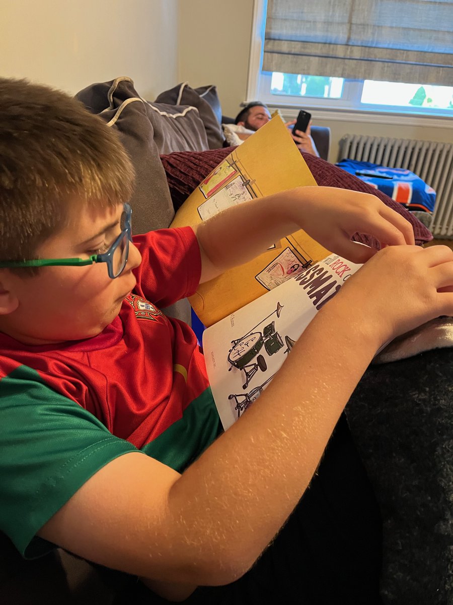 Alexis Graff (@kruger_alexis) on Twitter photo 