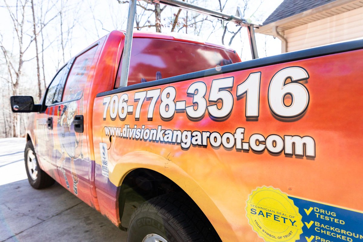 divkangaroof's tweet photo. Want to know more about what we do and how we can help with your roof? Let's get in touch! Give us a call, and we'll make sure you get answers for every question you might have. https://t.co/T2NsPDiYQ4