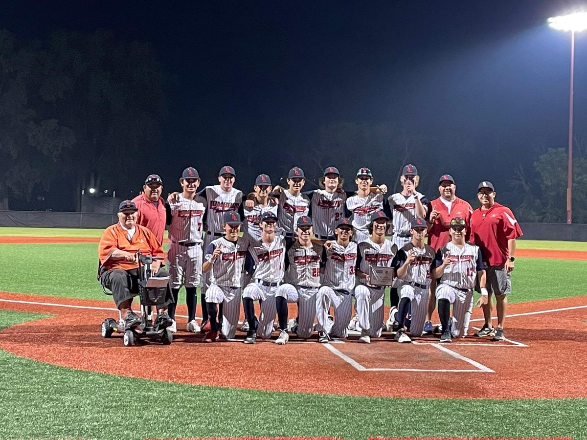 VercruysseBrett's tweet photo. Had a nice weekend at the Wisconsin showcase at Carthage where we won the championship. I went 3-4 w/ an RBI in the championship game here are the hits below https://t.co/xr7itVKsK0