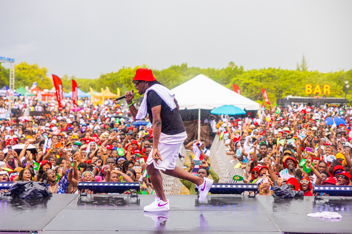 Tonymixhaiti's tweet photo. DEM NUH BAD LIKE THAT 😎 sumfest https://t.co/LEJUq2dmod