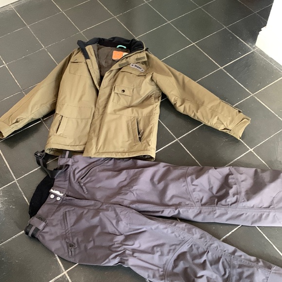 So good I had to share! Check out all the items I'm loving on <a href="/Poshmarkapp/">Poshmark</a> #poshmark #fashion #style #shopmycloset #noboundaries #orage: posh.mk/xxclqKQRvBb