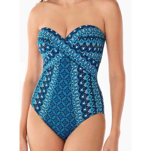 So good I had to share! Check out all the items I'm loving on <a href="/Poshmarkapp/">Poshmark</a> #poshmark #fashion #style #shopmycloset #peloton #flyingtomato #miraclesuit: posh.mk/fxncm4VRvBb