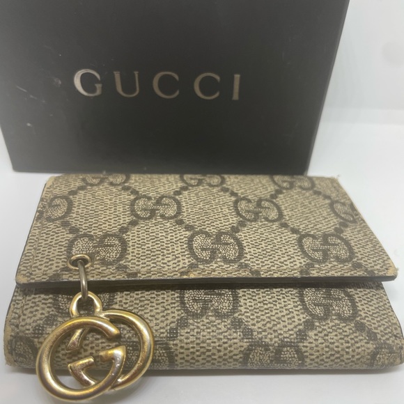 So good I had to share! Check out all the items I'm loving on <a href="/Poshmarkapp/">Poshmark</a> from <a href="/phillyfoodgirls/">Philly Food Girls</a> #poshmark #fashion #style #shopmycloset #baumemercier #othersfollow #gucci: posh.mk/KSxAdDYRvBb