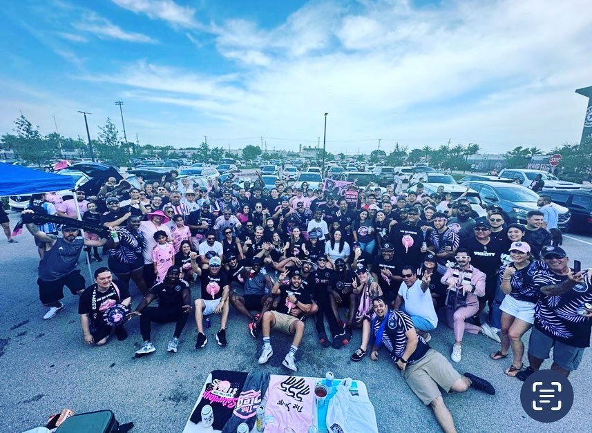 joekerG's tweet photo. Messi, not only, got introduced to La Familia last night but to South Florida weather as well. 

We had sunshine, scorching heat, pouring rain, lighting, thunder, and hurricane force winds but it was all worth it. 
#messi #messiege #LaFamiliaIMCF 
#InterMiamiCF https://t.co/H1iXe6vGiN