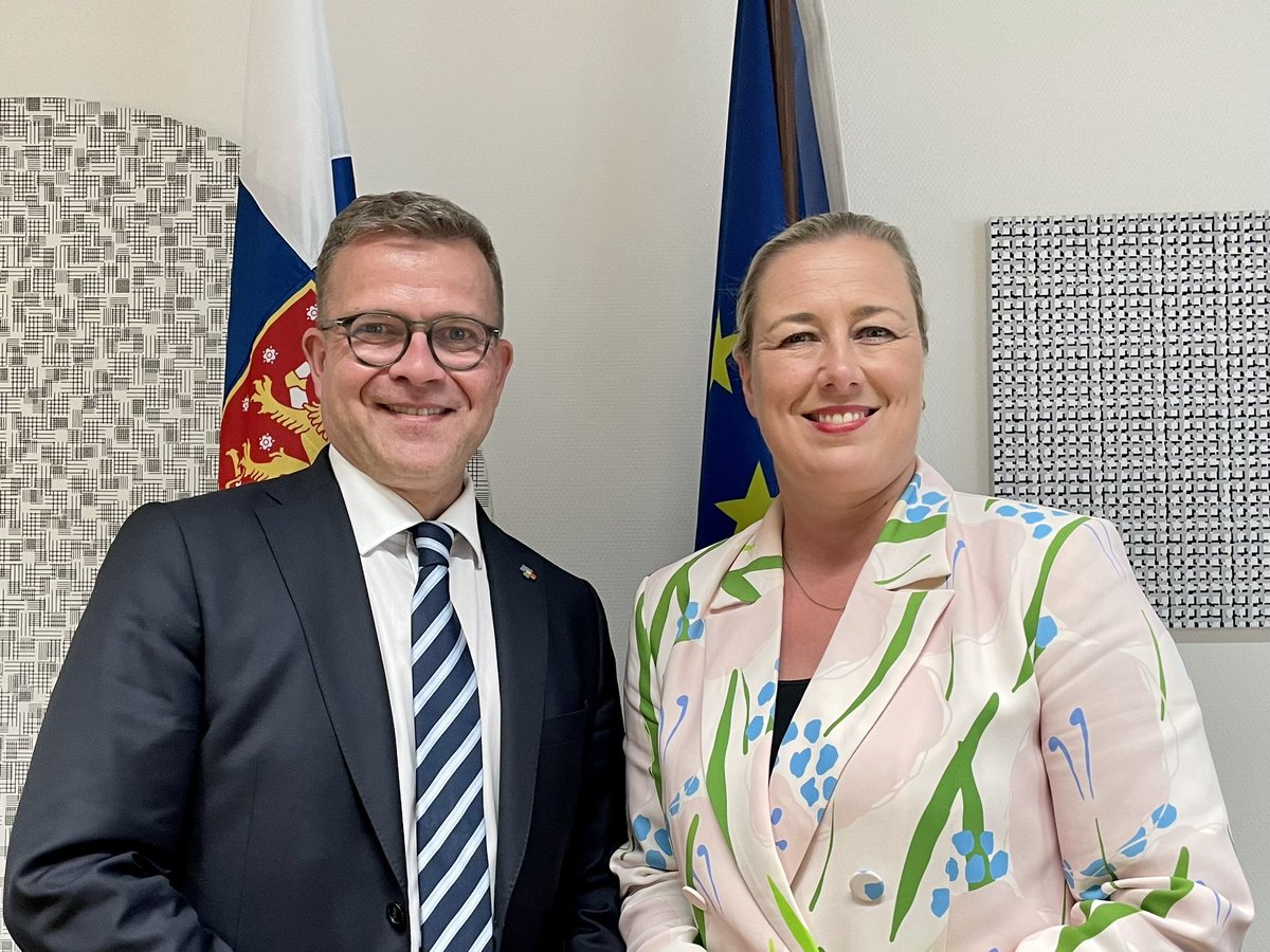 EU-maiden sekä Latinalaisen Amerikan ja Karibian alueen johtajat huippukokouksessa Brysselissä. Pääministeri <a href="/PetteriOrpo/">Petteri Orpo</a> tapasi erikseen Chilen ja Dominikaanisen tasavallan presidentit sekä EU-komissaari Jutta Urpilaisen.

<a href="/JuttaUrpilainen/">Jutta Urpilainen</a>