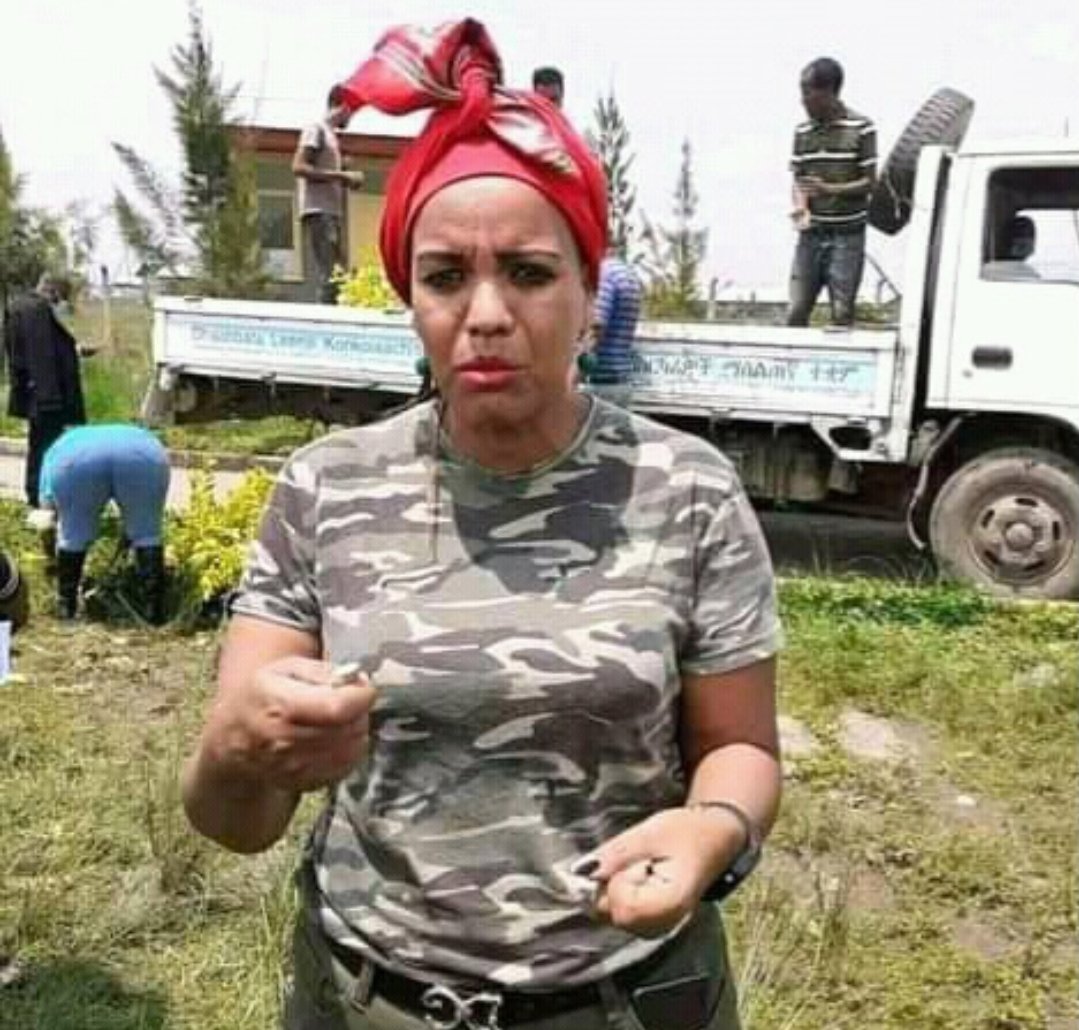 solasc12's tweet photo. @Gfasil እኔ ስተክል ነበር ፋሲሎ https://t.co/t2yWF0Fb3G