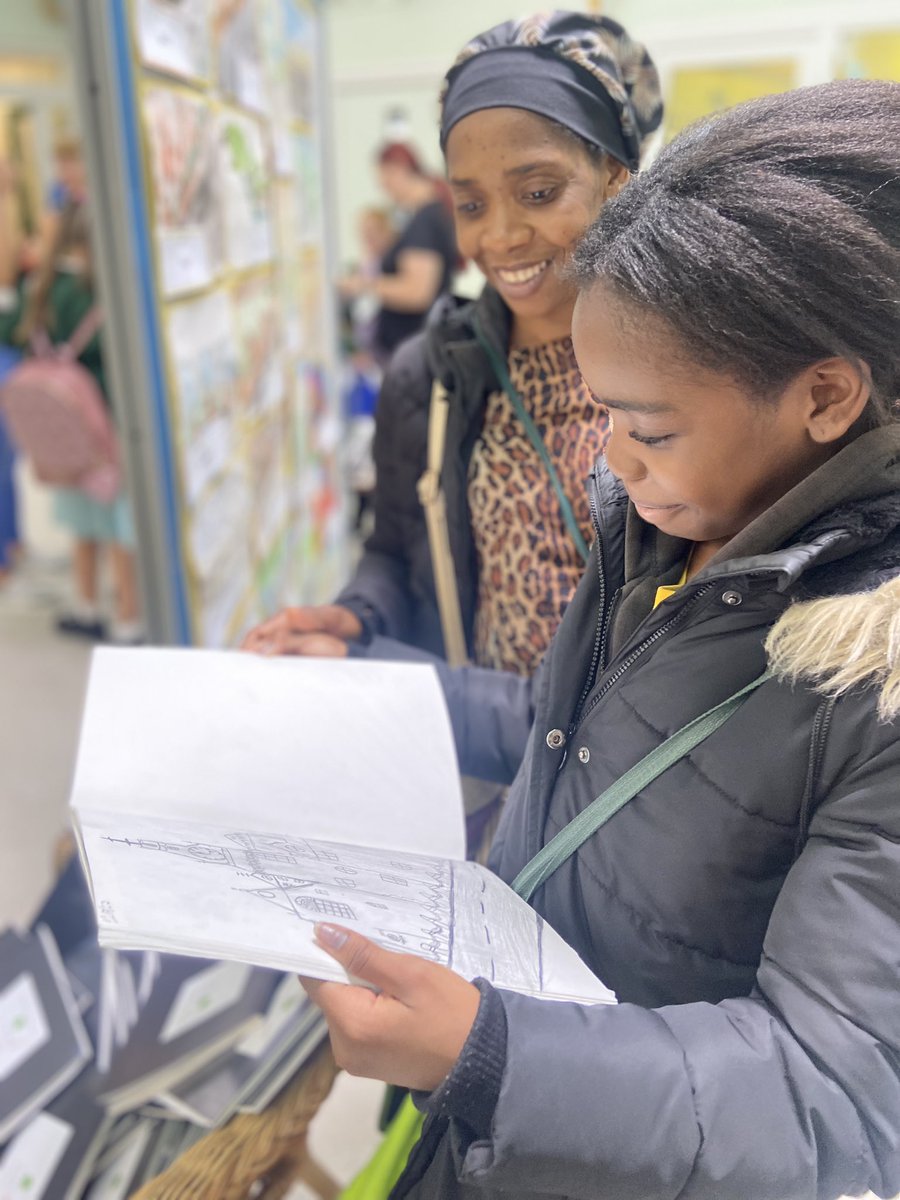 ChristChurchCoE's tweet photo. It was lovely to see our children excited to share their artwork with their parents and carers during our art gallery this afternoon! Thank you all for joining us! 🎨🖌️ #artwork #gallery #arty #creativity #sharingtogether https://t.co/vImJNMOS37