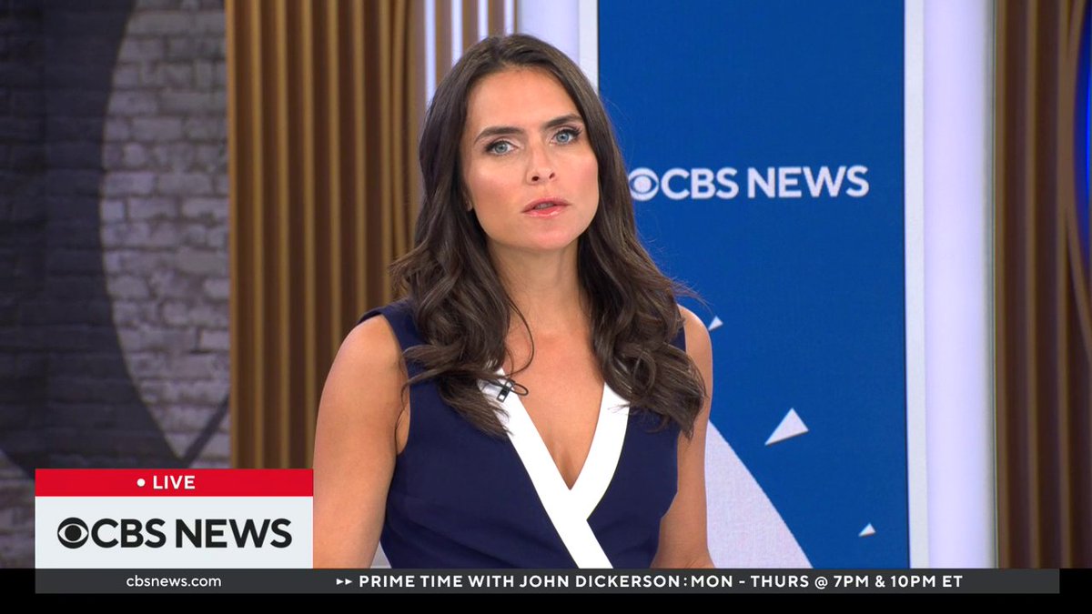 JoshuaX1993's tweet photo. Ms. @lilialuciano back in Nueva York anchoring on the stream after attending the @NAHJ conference in #Miami🌞🌴, glad u have an wonderful time there and I love your brand new dress💙! Buenas tardes Lilia🥰! #FelizLunes🎉 @tonydokoupil @AkikoFujita #NAHJ2023💃 #CBSNewsStreaming💻 https://t.co/bR0wtrbxOI