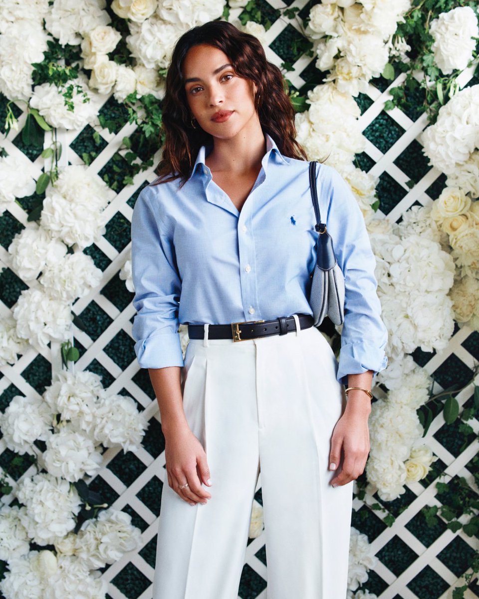RalphLauren's tweet photo. A tournament toast.
#DanielBrühl, #DengChao and #WoobinKim wear Ralph Lauren Purple Label, whilst #Angelababy is seen in #RLCollection, and #AdriaArjona in Polo Ralph Lauren.
#PRLStyle #RLTennis #Wimbledon https://t.co/qvBAG2NjVC