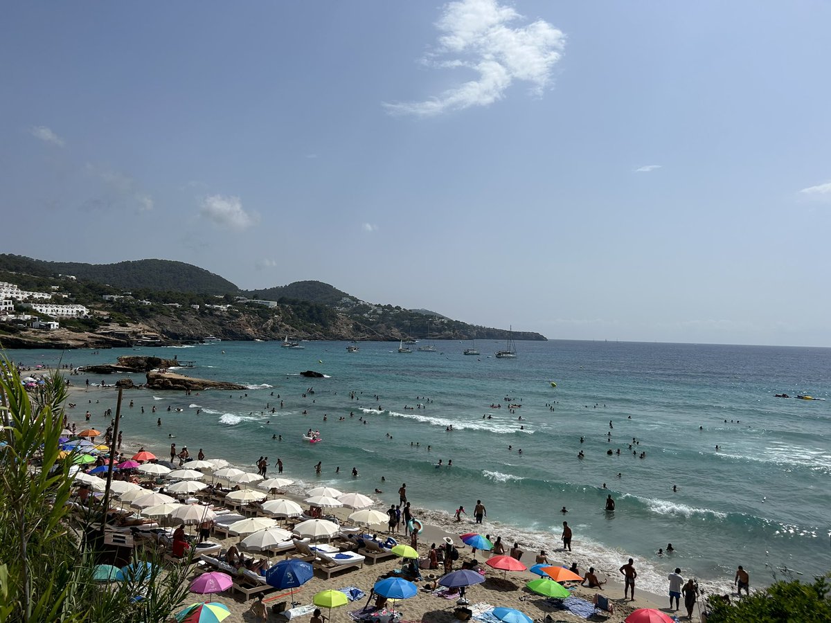 FTiriolo's tweet photo. CalaTarida #evissa #ibiza #Spain 🌊 https://t.co/pxCcvEJcHo