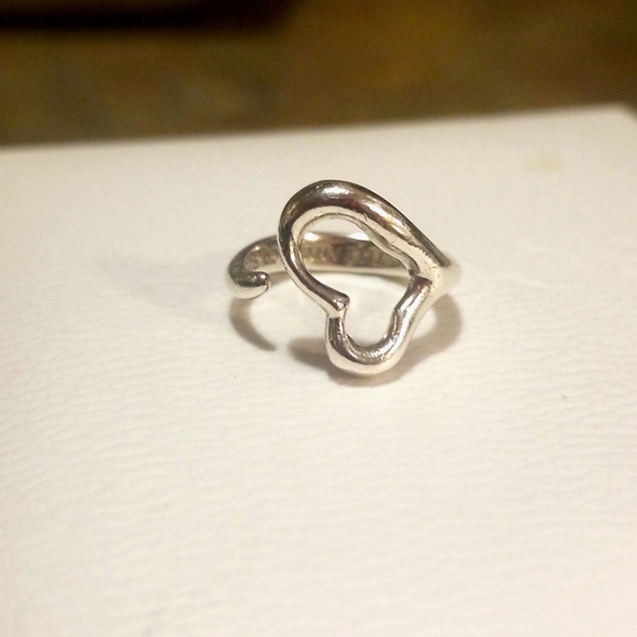 So good I had to share! Check out all the items I'm loving on <a href="/Poshmarkapp/">Poshmark</a> #poshmark #fashion #style #shopmycloset #converse #tiffanyco: posh.mk/UFy3zlP4vBb