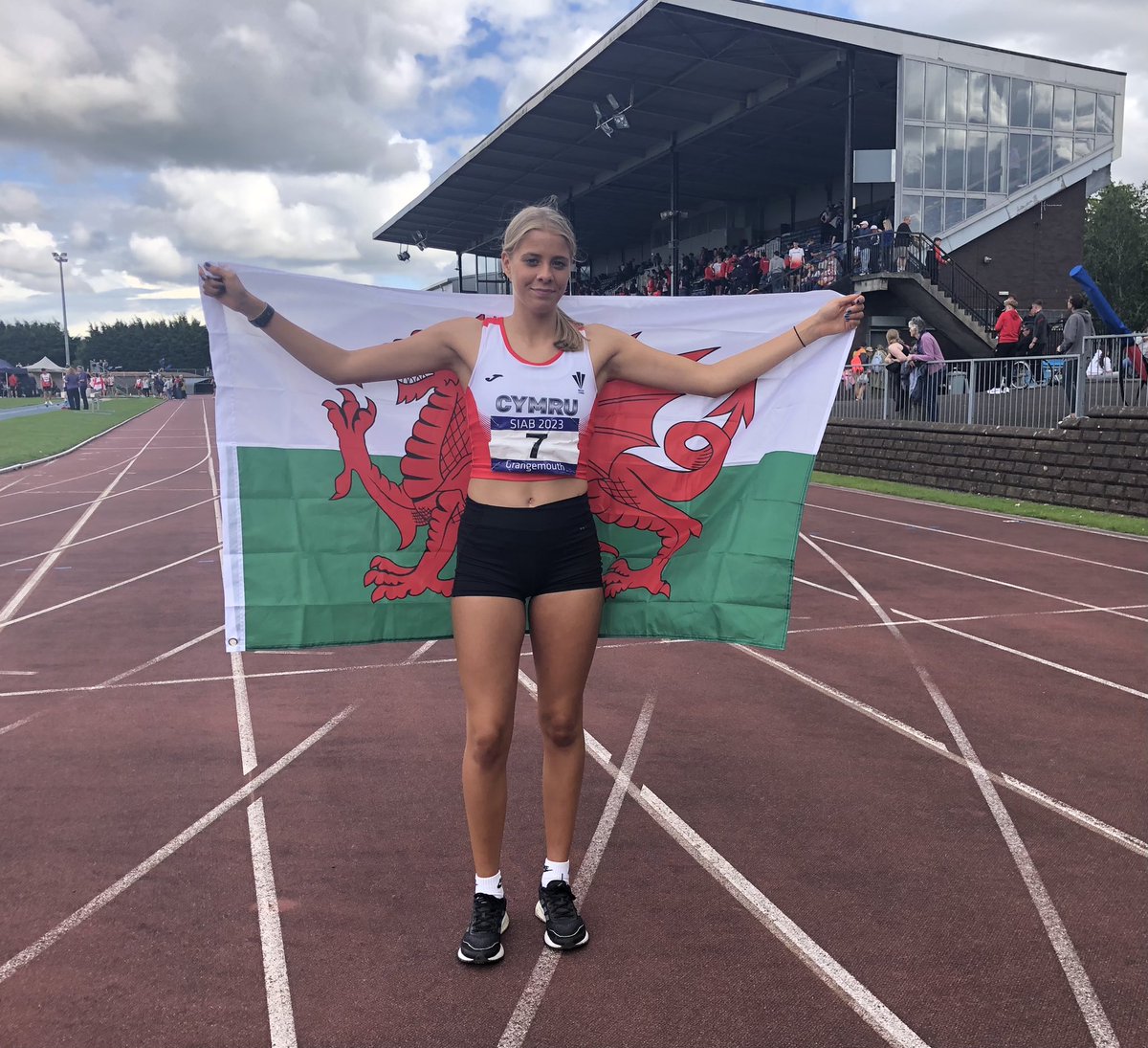 JAitch-NHarriers tweet media