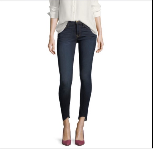LightnerKristi1's tweet photo. So good I had to share! Check out all the items I'm loving on @Poshmarkapp from @VineUrban #poshmark #fashion #style #shopmycloset #madewell #framedenim #weiss: https://t.co/mH35a9Oi3D https://t.co/L4MnlDO12w