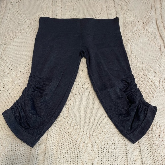 So good I had to share! Check out all the items I'm loving on <a href="/Poshmarkapp/">Poshmark</a> #poshmark #fashion #style #shopmycloset #meshki #kennethcole #lululemonathletica: posh.mk/KvjHIeN4vBb