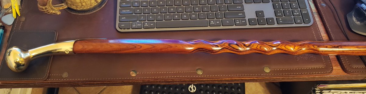 stoutde's tweet photo. @AskTSA, standard length cane but with a hame top. Hame is hollow. Required for getting up or down. Is this allowed through airport security?

@AlaskaAir, can I bring this on a plane? https://t.co/LdQB2bZqiF