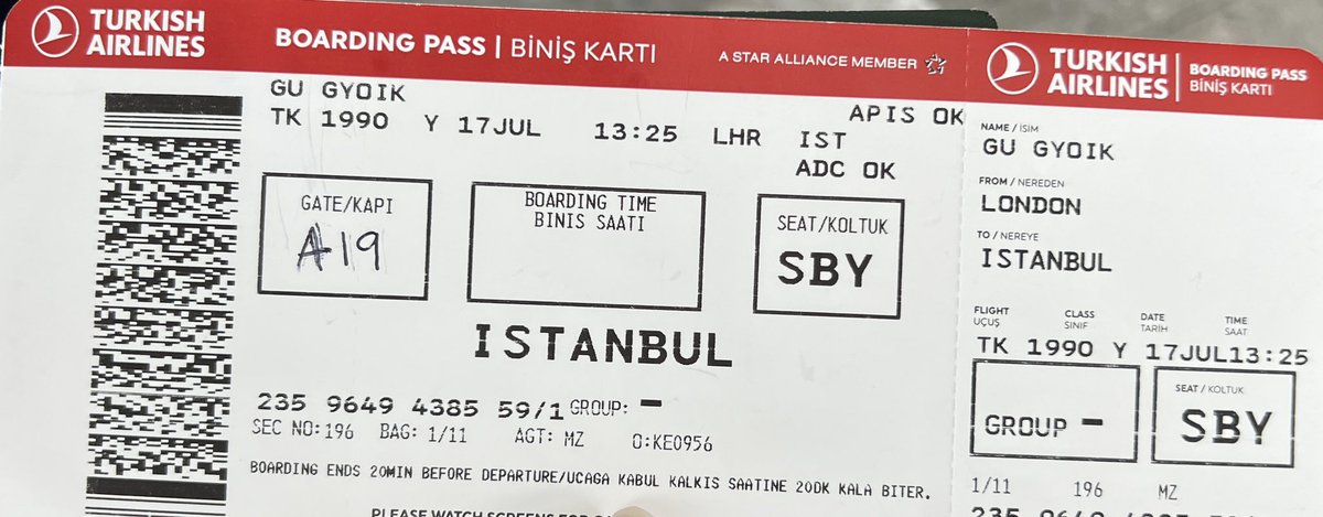 チケットに問題が生じて英語が分からなくてとても困りましたがマネージャーさんのものすごい英語で手伝ってもらいました w
もう韓国に帰りま GG