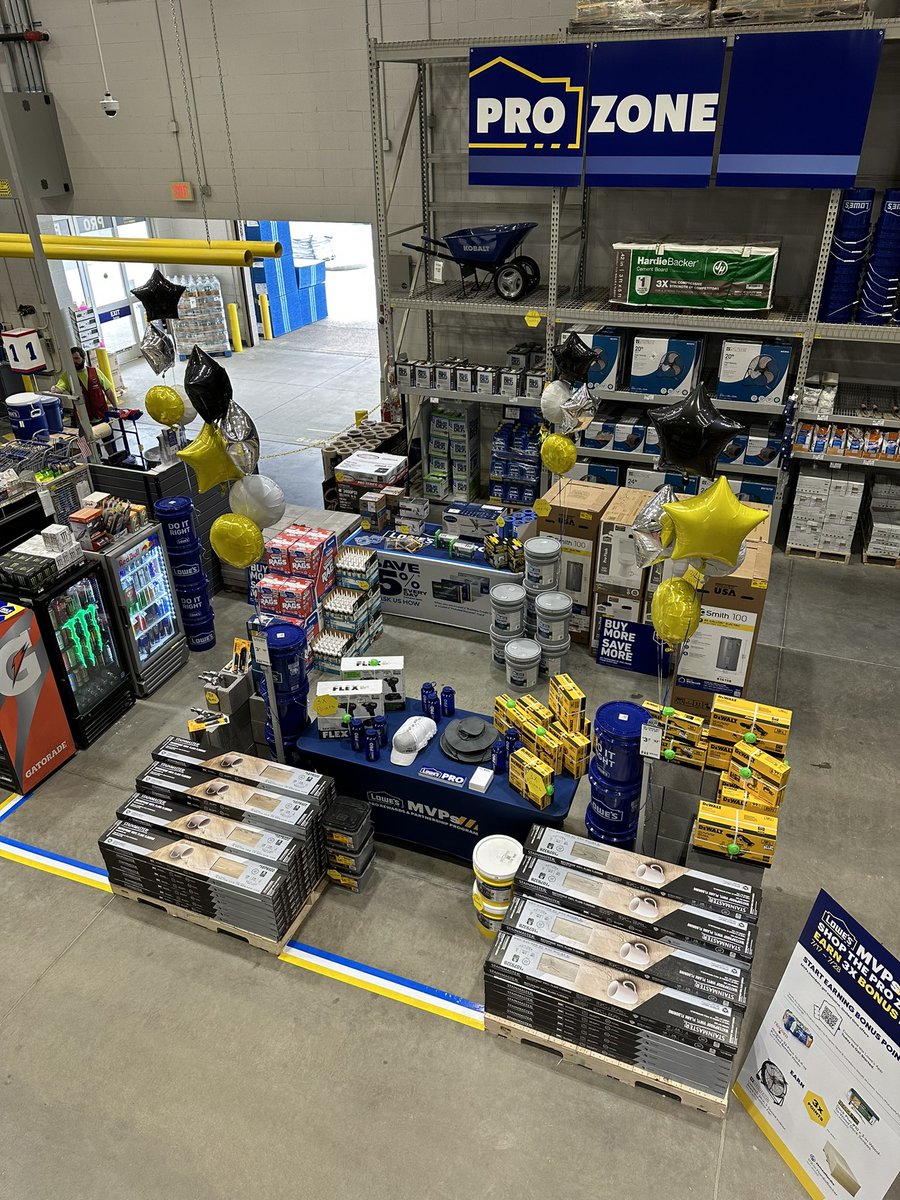 charlesatlowes tweet media