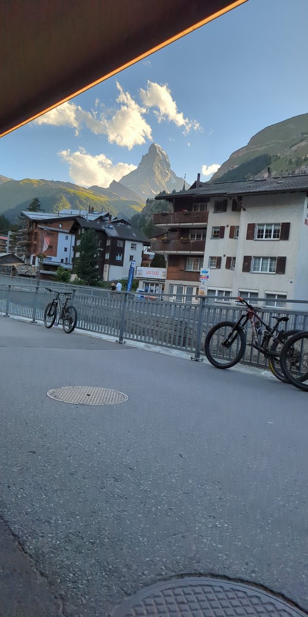 BenWeetWicks's tweet photo. To anyone on a Hot European Summer, cancel all your plans and go to Zermatt, this village isn't real. https://t.co/BgqBVo6wRU