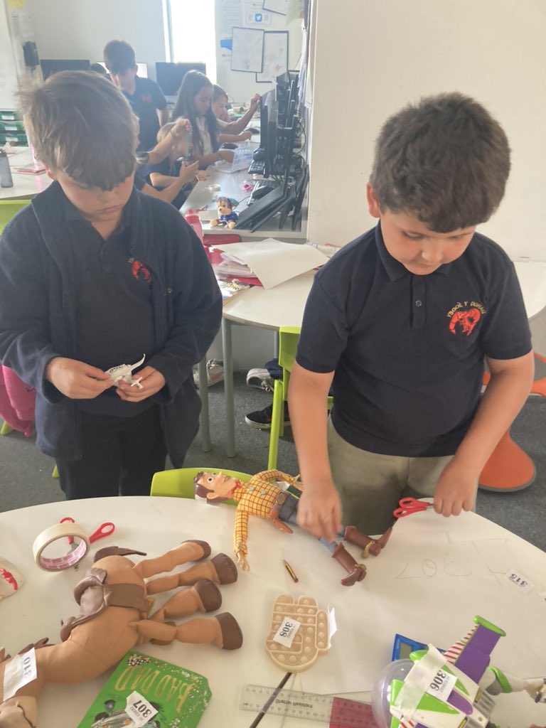 ysgolyddraig's tweet photo. Looking forward to our Enterpise Fair tomorrow afternoon! Don’t forget to bring in a small amount of change to support our stall holders and chosen charities. Everyone has been working so hard and been very enterprising ! #YYDachieve #YYDchallenge #YYDenjoy https://t.co/5LlKLCBgwM