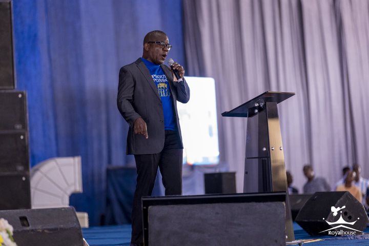 RoyalHseChapel's tweet photo. Sunday celebration service was a recap from Royal Ladies Camp 2023. With joy and celebration, we praised and thanked God for putting laughter in our mouth and giving us our miracles. 
In the name of Jesus, it's your time to laugh!  
#rlcamp2023 
#itsmytimetolaugh 
#CityOfShiloh https://t.co/r1QEkQgzZE