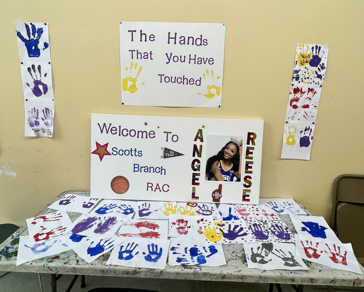 Mr. Perry tweet media