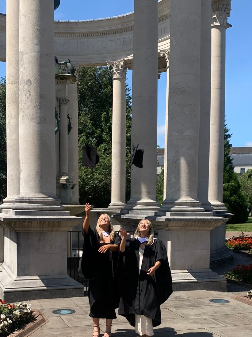 justin771924's tweet image. If Carlsberg did Monday&apos;s! Son had his first day in the world of work &amp;amp; @milliejonessx graduated from Uni #CardiffGrad #ProudParents