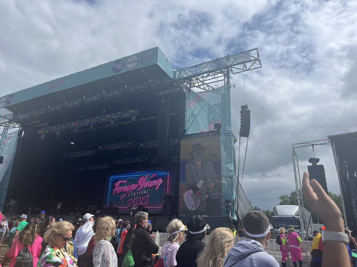 Katharine Crawford 😀👋 (@kathcrawford) on Twitter photo Amazing day at <a href="/ForeverYoung_ie/">Forever Young Festival</a> 2023 with Robbie Mindi and Eamon, in the sun, wind, RAIN, THUNDER and even lightning, the music was brilliant and all the smiling faces and new friends made dancing in the muddy rainy field, definitely going again next year l! ☀️☔️🌈 Amazing day at <a href="/ForeverYoung_ie/">Forever Young Festival</a> 2023 with Robbie Mindi and Eamon, in the sun, wind, RAIN, THUNDER and even lightning, the music was brilliant and all the smiling faces and new friends made dancing in the muddy rainy field, definitely going again next year l! ☀️☔️🌈