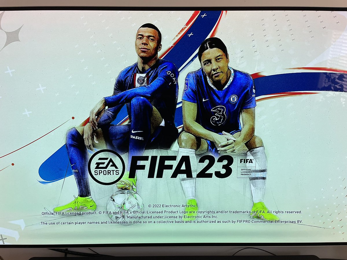 FIFAFanaticsPod's tweet photo. So I just downloaded a new game and don't know where to begin. Any advice? https://t.co/HYDahmehkP