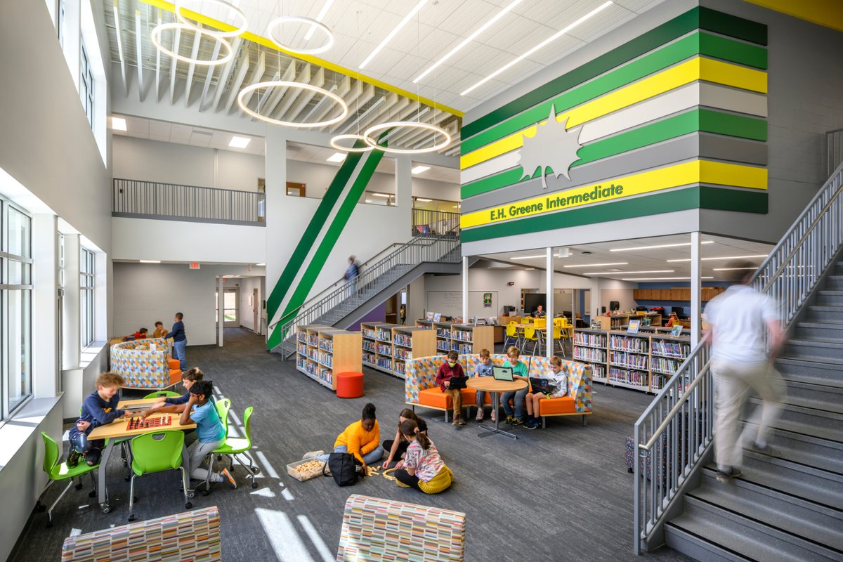 shp_design's tweet photo. The new @EHGreeneSchool was designed to support @SycamoreSchools’ interdisciplinary team model. With self-contained learning communities and extended learning areas, the individual pods support a variety of teaching and learning approaches and allow for cross-curricular collaboration.

Learn more about this exciting learning environment at: https://t.co/umQ8QYJtZs

 📷 by @JHPhotoInc