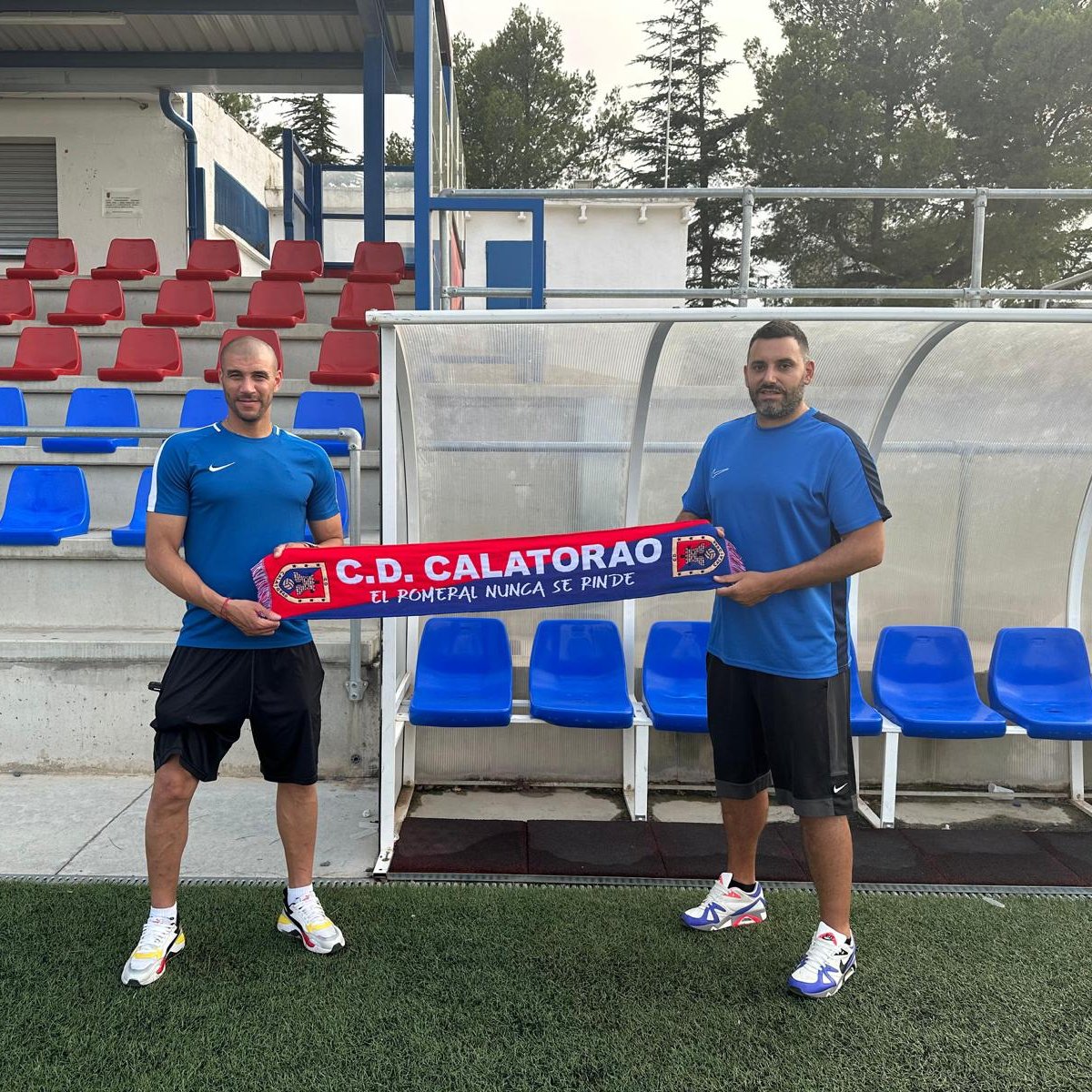 Hoy os presentamos a los entrenadores que van a llevar al equipo de 1 Regional
durante la temporada 23-24:

-Carlos Diogo, como primer entrenador.
-Isaac, como preparador físico. Será la mano derecha de Carlos en el regional.

Mucha suerte y Bienvenidos.
Aupa Cabaxa!