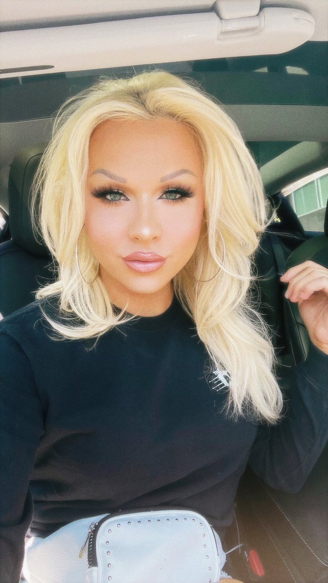 Not a soul can clock 💅🏻 ⏰