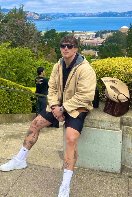 RT if you think i&rsquo;m innocent 😘 https://t.co/Jy65YKwuYv