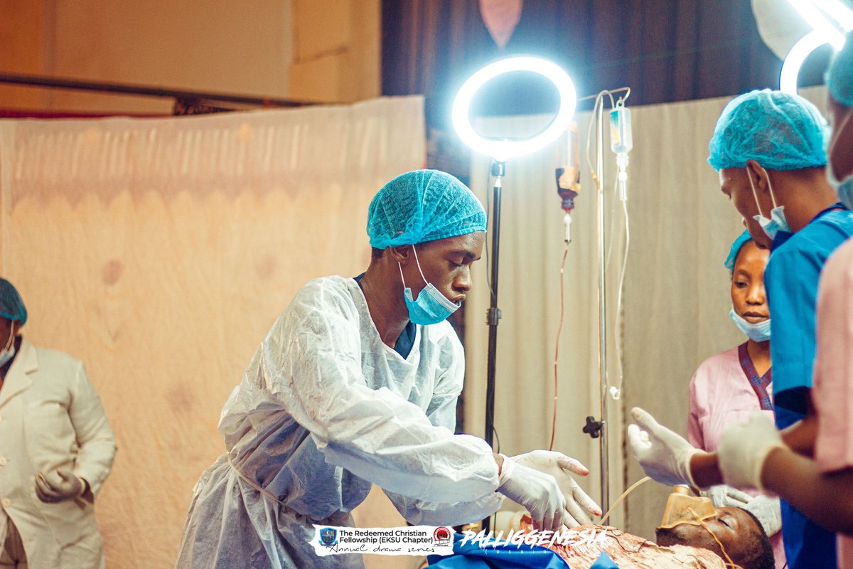 hbdf_rcfeksu's tweet photo. Happy Birthday HisBanner Osondu FAVOUR Babatope🎉🍾. The LORD satisfy you with his desires. We pray this new year you come to know who GOD has called you to be. You excel in all your endeavours. You succeed in everything you do.  You walk in purpose. https://t.co/tbQVM9IyLv