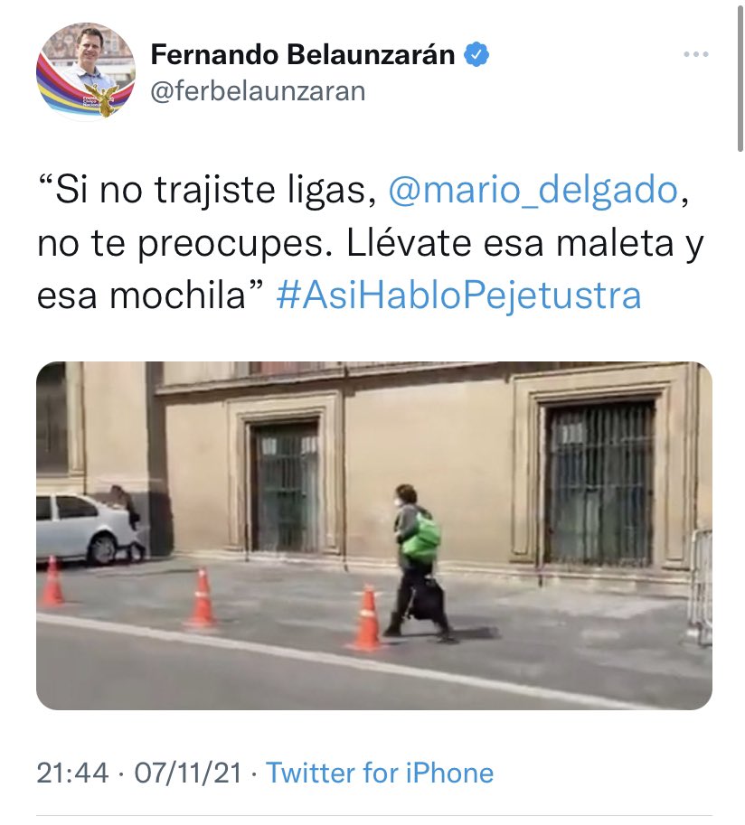 molivox7465's tweet photo. @Amadoelquelolea Lo que también “se siente de la chingada” es que el dineral que pagas de impuestos se vaya por el caño de las corcholatas en lugar de servir para dar mantenimiento a escuelas, hospitales, @MetroCDMX, etc.

#DespiertaMéxico 
#FelizLunesATodos https://t.co/A0tOG8WMQo