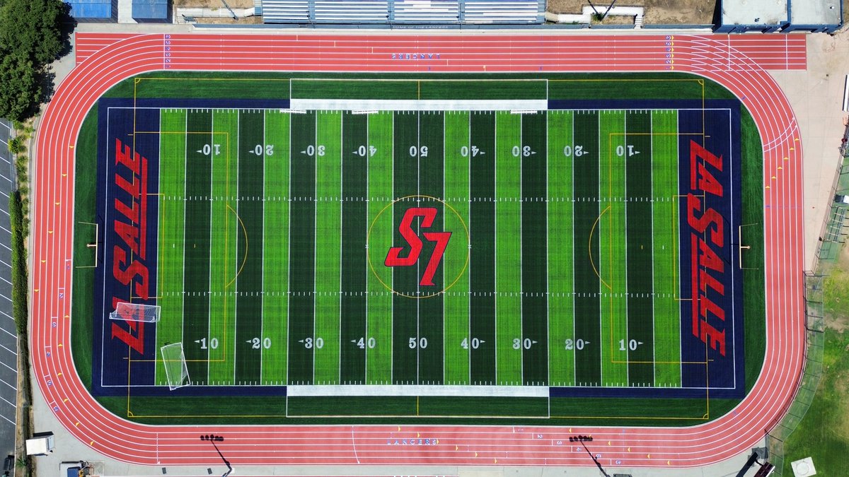 Ready, Set, Go! LaSalle High now boasts a top-tier Rekortan RS system track. Perfect for athletes ready to make their mark. Let's race towards success 🔥👏 #OnOurTrack #TrackandField #Athletes #Rekortan #Track #Running #Run #Sports