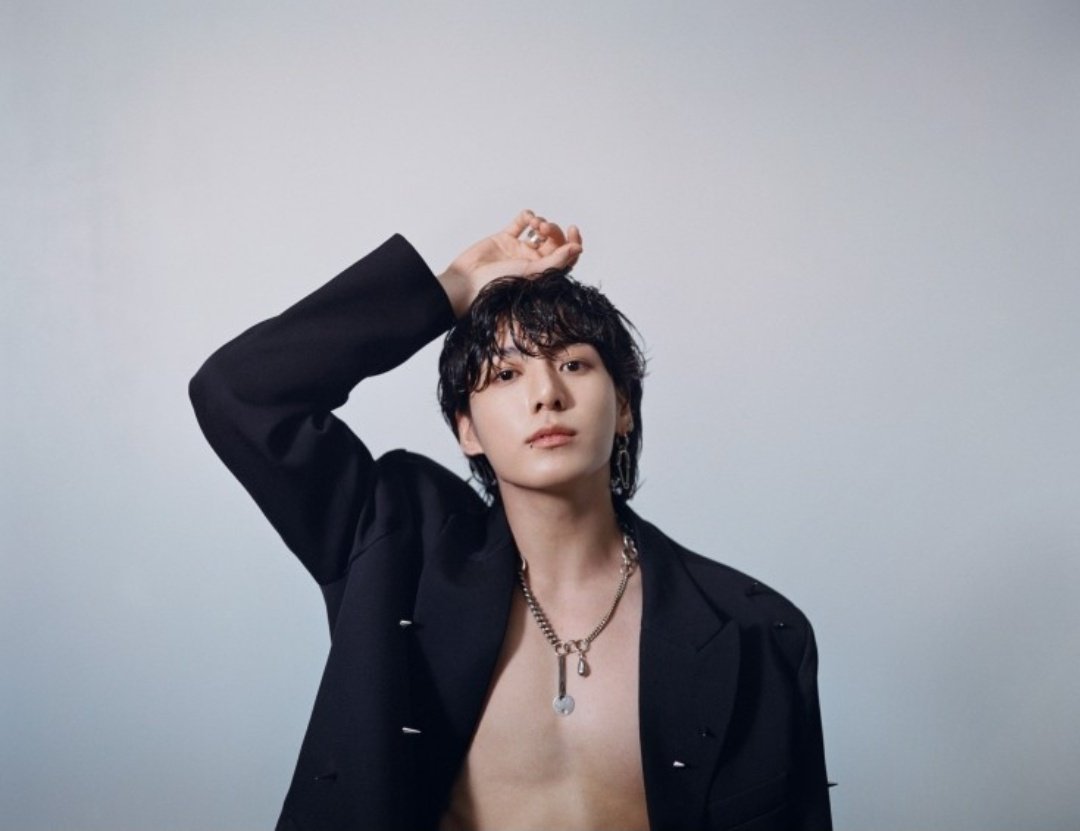 zubbycat's tweet photo. So I know I sound like a broken record at this point, but I've been saying since JITB that the guys' solo debuts have been so quintessentially THEM, even if it takes people a moment to realize it. It's the same with Seven. I've watched every JK live since SoWooZoo and here's a+ https://t.co/eoiKTZqzLm