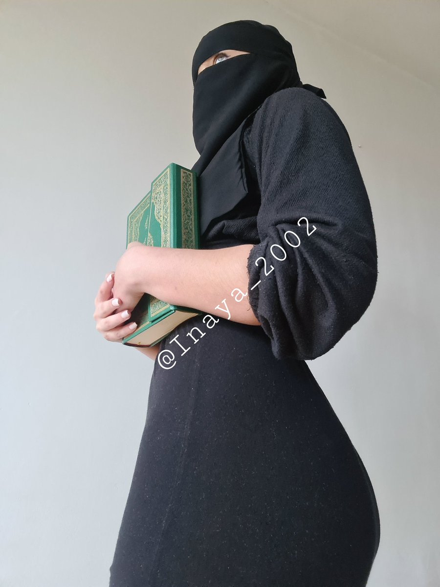 Inaya_2002's tweet photo. It's that time on a #Monday evening when I have to drag my ass to Tajweed class... I haven't even practiced my #Quran, as you insatiable lot have kept me so busy!
#Muslimah #hijabi #hijab #niqabi #MondayMood #Muslims https://t.co/rTD73mtbVp